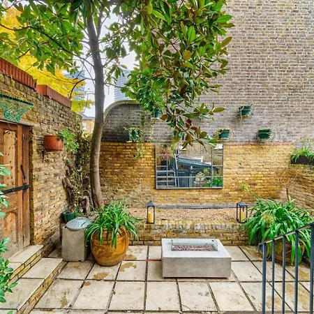 Garden House In Chelsea * London
