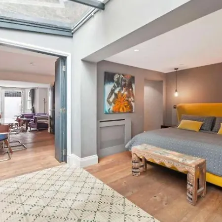 Garden House In Chelsea Holiday home *