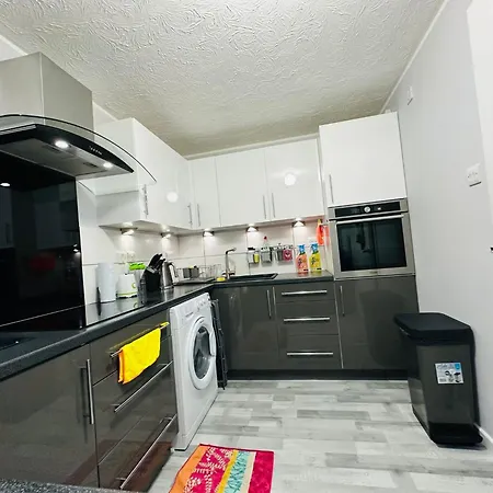 Cozy Apertment In - Beckton Homestay