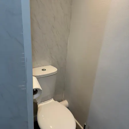 Urban Hideaway, Private Garden, 2 Mins To Station London