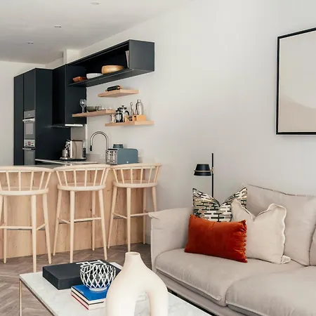 Apartment Dorothy - 3 Bed Ground Floor & Garden - Battersea London