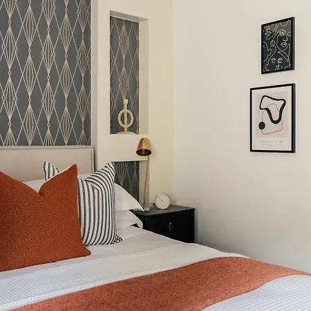 Apartment Dorothy - 3 Bed Ground Floor & Garden - Battersea London