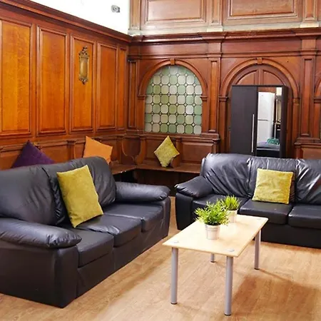Apartment Student Only, En-suite At South Bank *