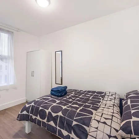 Amazing 4 Sleeper Great Location