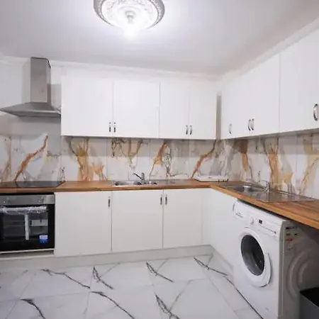 Guest house Spacious 4 Beds - Private Bathrooms In Canary Wharf London