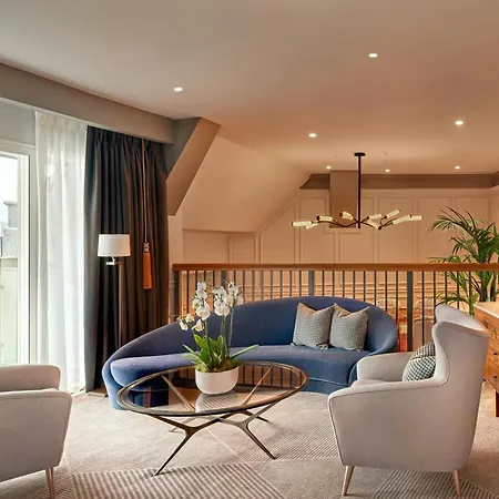 Hotel Marriott County Hall 5*