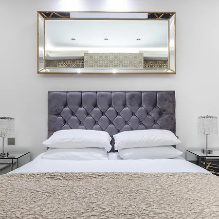 Marble Arch Mews Aparthotel London