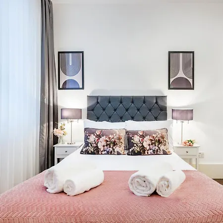 Welcome Mayfair * London