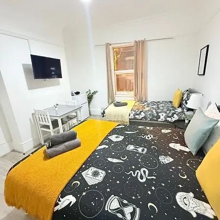 Wandsworth Guest 64 Homestay
