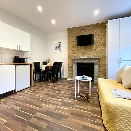 A Fantastic One Double Bedroom Flat * London