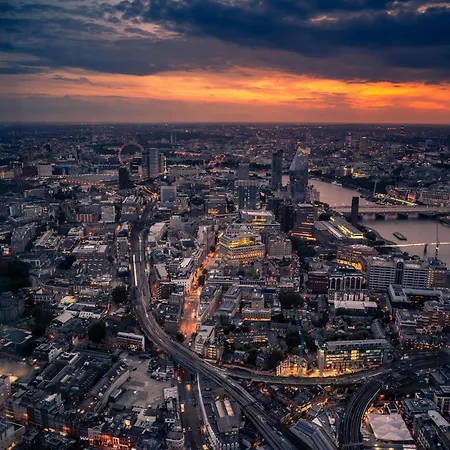 Guestready - Whitechapel Kindred *