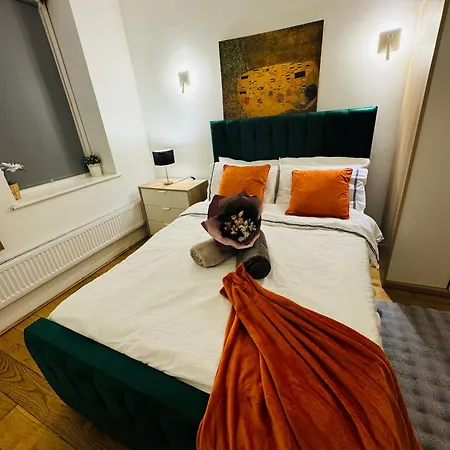 Cozy Family-friendly 2 Bedroom Flat In Kingscross, St Pancras! Apartment London