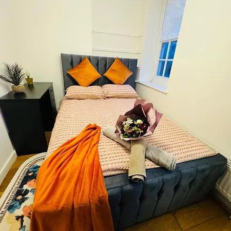 Cozy Family-friendly 2 Bedroom Flat In Kingscross, St Pancras! Apartment London