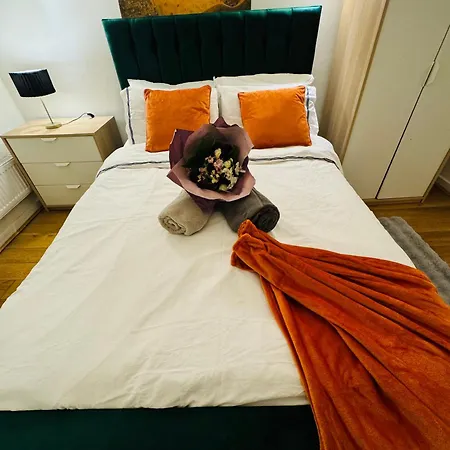 Cozy Family-friendly 2 Bedroom Flat In Kingscross, St Pancras! London