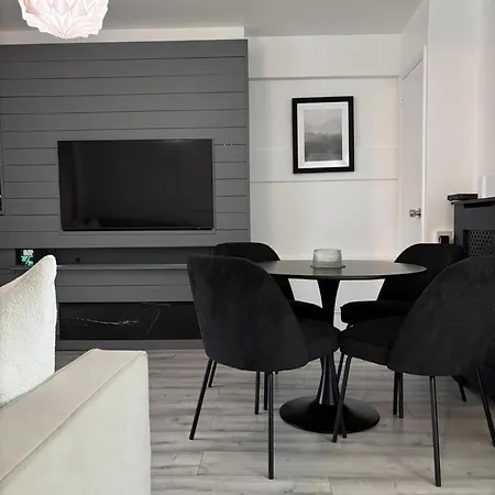 Stylish And Cosy 1 Bed East Apartment