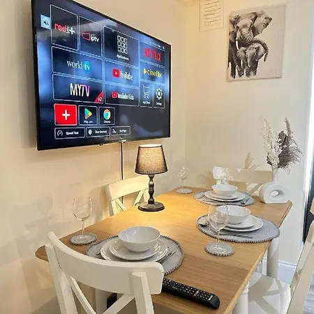 Park Lane Beautiful Family Apartment *