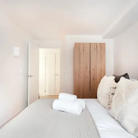 Apartment Bnbnova - Fitzrovia With Balcony