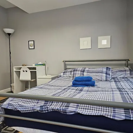 Cosy Next To St Pancras Station Guest house *