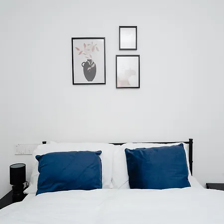 Becontree Bliss - 2br House Near Train Station Holiday home Dagenham