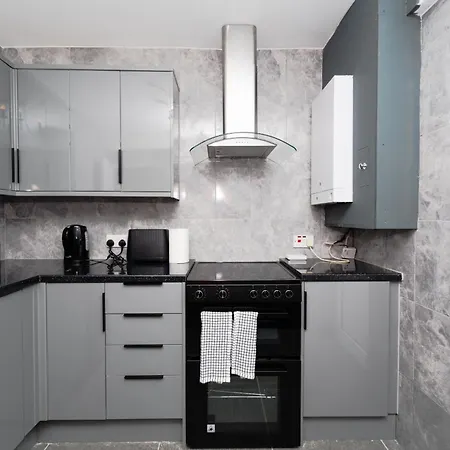 Becontree Bliss - 2br House Near Train Station * Dagenham
