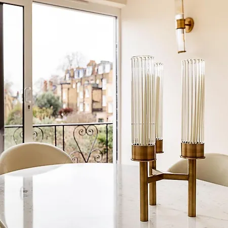 Apartment Luxury 4 Bed Fulham Townhouse With Charm