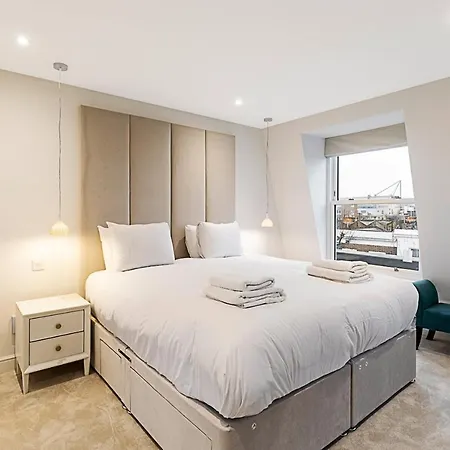 Apartment Luxury 4 Bed Fulham Townhouse With Charm