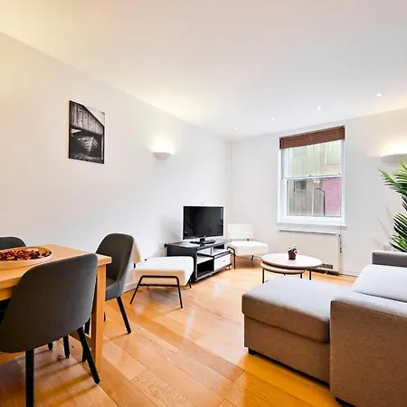 Apartment Lovely 2 Bed Tower Bridge Sleeps 6 *