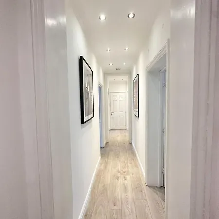 Apartment 2 Bed In Oxford Street
