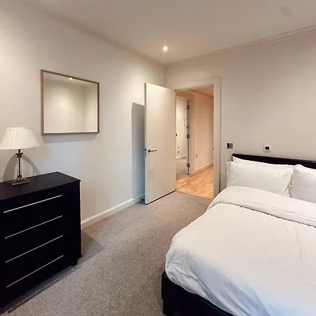 Apartment Modern 2bed-2bath *