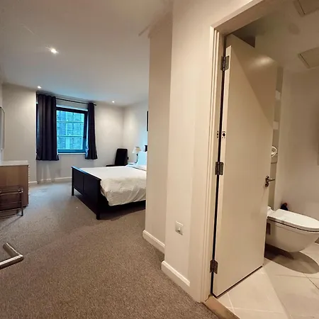 Modern 2bed-2bath *