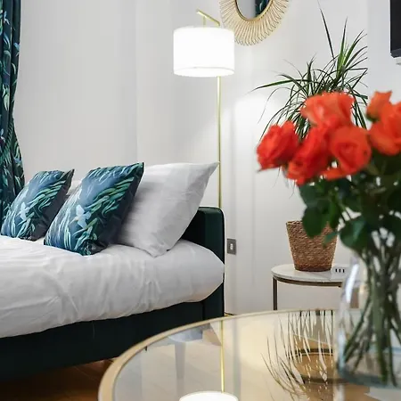 Sale Marble Arch - Sleeps 8 - Amazing Location Apartment London