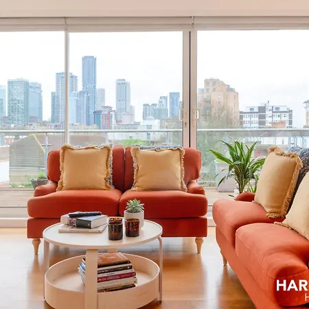 2 Bed Penthouse In Canada Water With Huge Balcony & Canary Wharf View * Londen