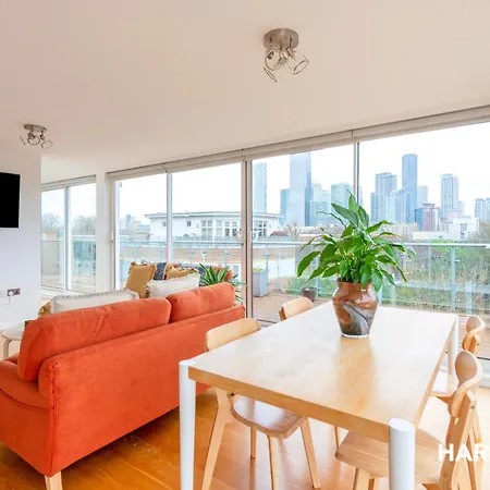 2 Bed Penthouse In Canada Water With Huge Balcony & Canary Wharf View *