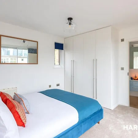 Appartement 2 Bed Penthouse In Canada Water With Huge Balcony & Canary Wharf View *