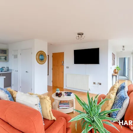 Appartement 2 Bed Penthouse In Canada Water With Huge Balcony & Canary Wharf View Londen