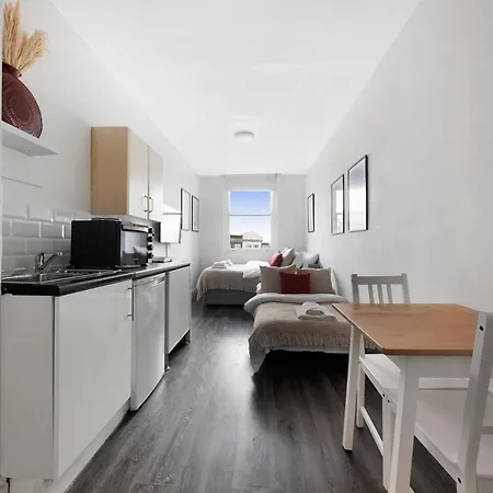 Apartment Budget Archway *