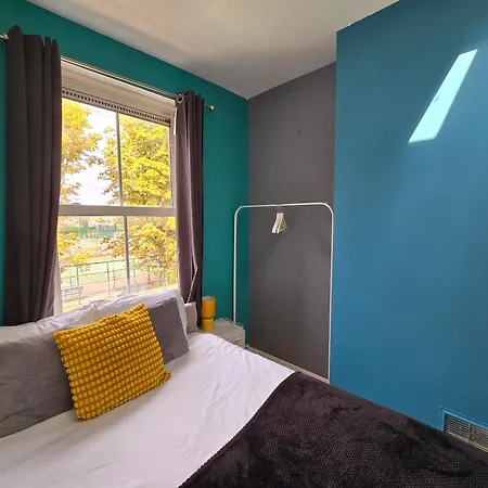 Holiday home Cozy 4 Bedroom House In The Heart Of Brixton London