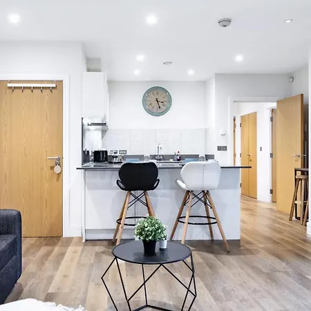 Modern New-built 1 Bedroom In Heart Of Ldn