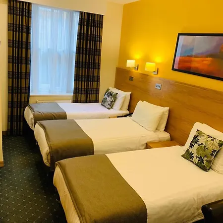Regency Parkside Hotel 4*