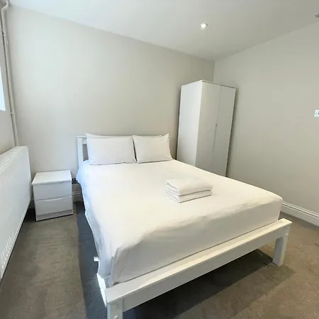 Stylish Apartments In Victoria & Westminster London