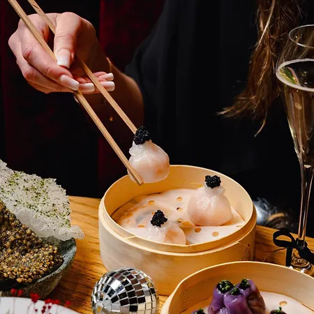 Hart Shoreditch London, Curio Collection By Hilton Hotell London
