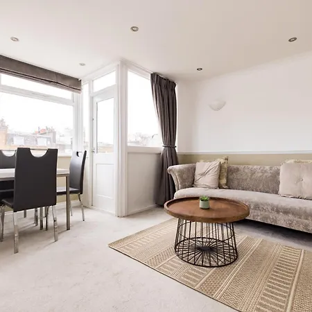 Premium Flat In Paddington Apartment