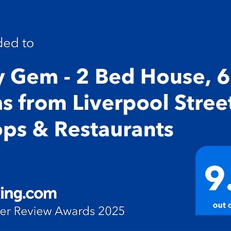 Holiday home Gem - 2 Bed House, 6 Mins From Liverpool Street, Shops & Restaurants London