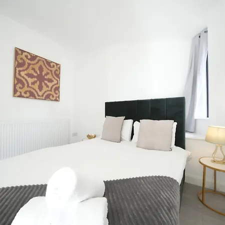 Broadway Great 7-minute Walk From The Underground * Ealing