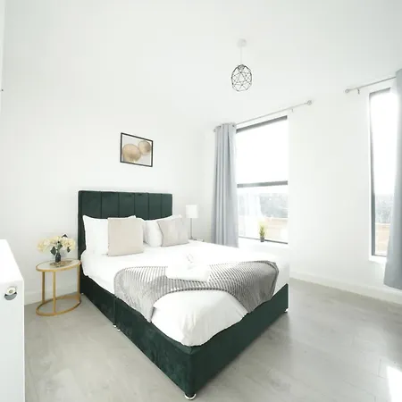 Broadway Great 7-minute Walk From The Underground * Ealing