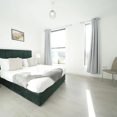 Broadway Great 7-minute Walk From The Underground Homestay