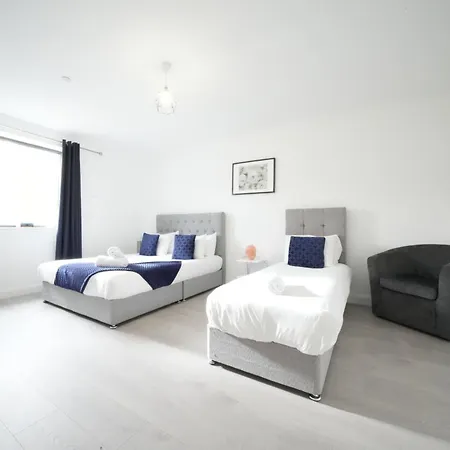 Broadway Great 7-minute Walk From The Underground * Ealing