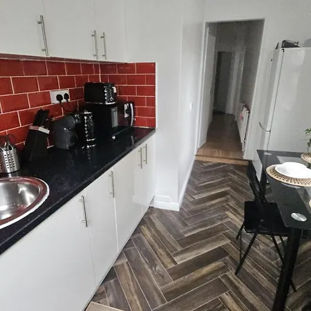1br Flat Perfect For Apartment