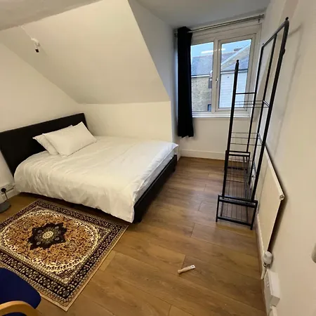 Homestay Frontline London