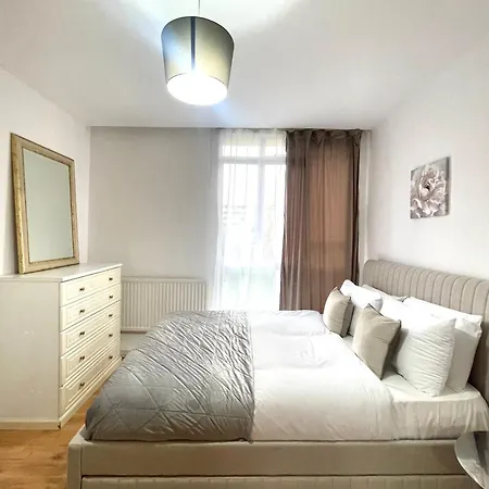 Apartment Hyde Park Place London